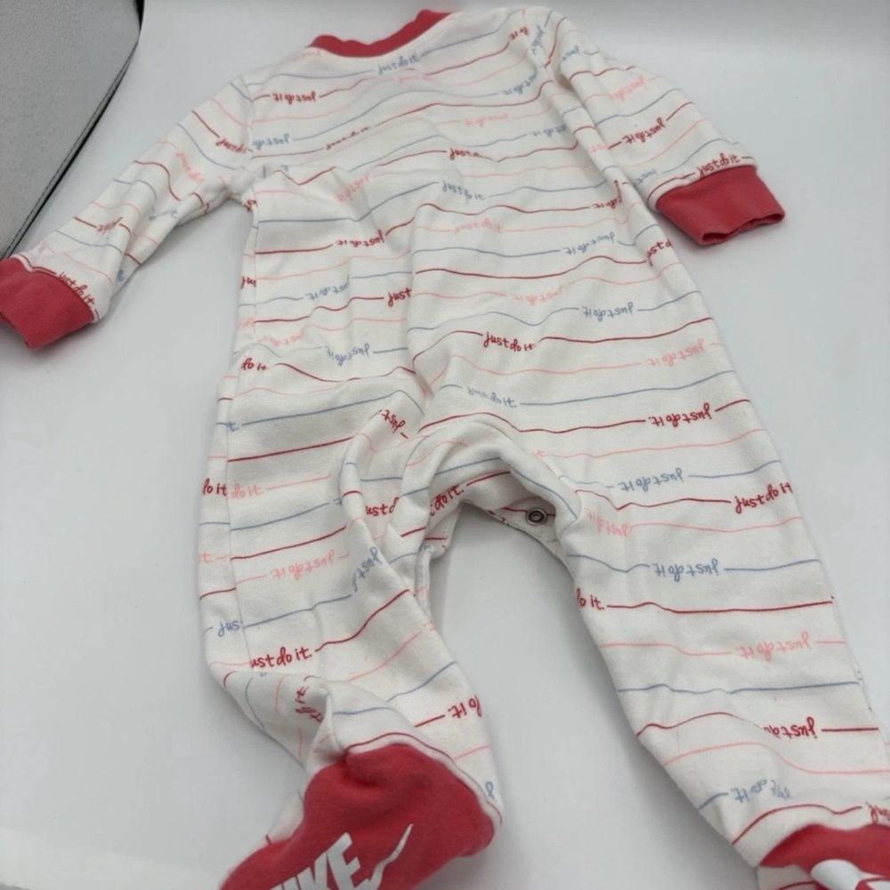 Carters Infant 3-6 Month Lot One Piece  Outfits Sleepers Girl  4 Pieces - Picture 14 of 15